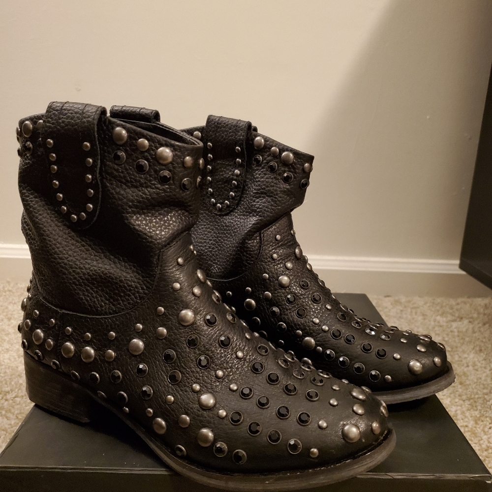 MIA Limited Edition Bullet